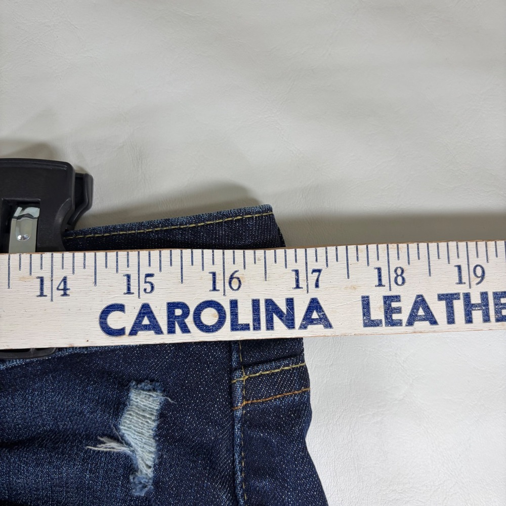 Levis Bold Curve Skinny Straight Jeans Womens 31x32 Dark Wash Distressed Denim - Picture 10 of 15